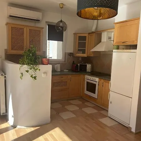 Hb Downtown Sunny בודפשט